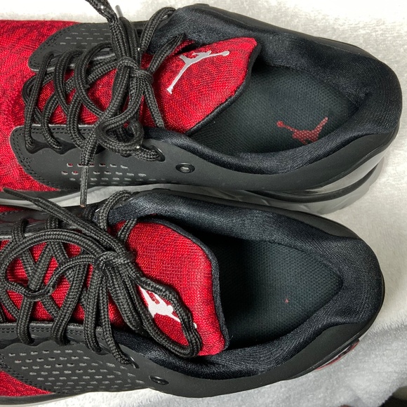 Air Jordan Men's Trainer ST Team - Size 11 - Picture 6 of 15